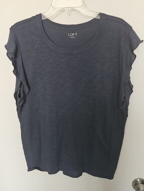 LOFT Navy Ruffle Sleeve Tee Size L